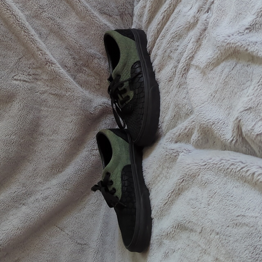 Women's Vans Slytherin Shoes Harry Potter
